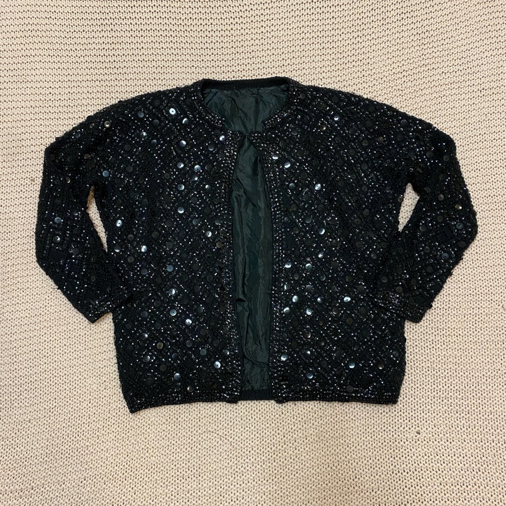✰ black crochet cropped beaded vintage cardigan ✰